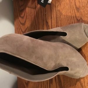 Suede Bootie Gray- worn 3x like new